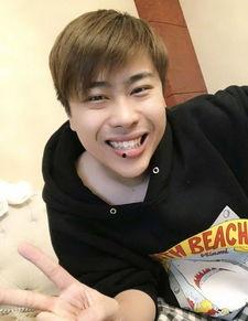 卢本伟吃瓜群众,吃瓜群众眼中的电竞风云人物